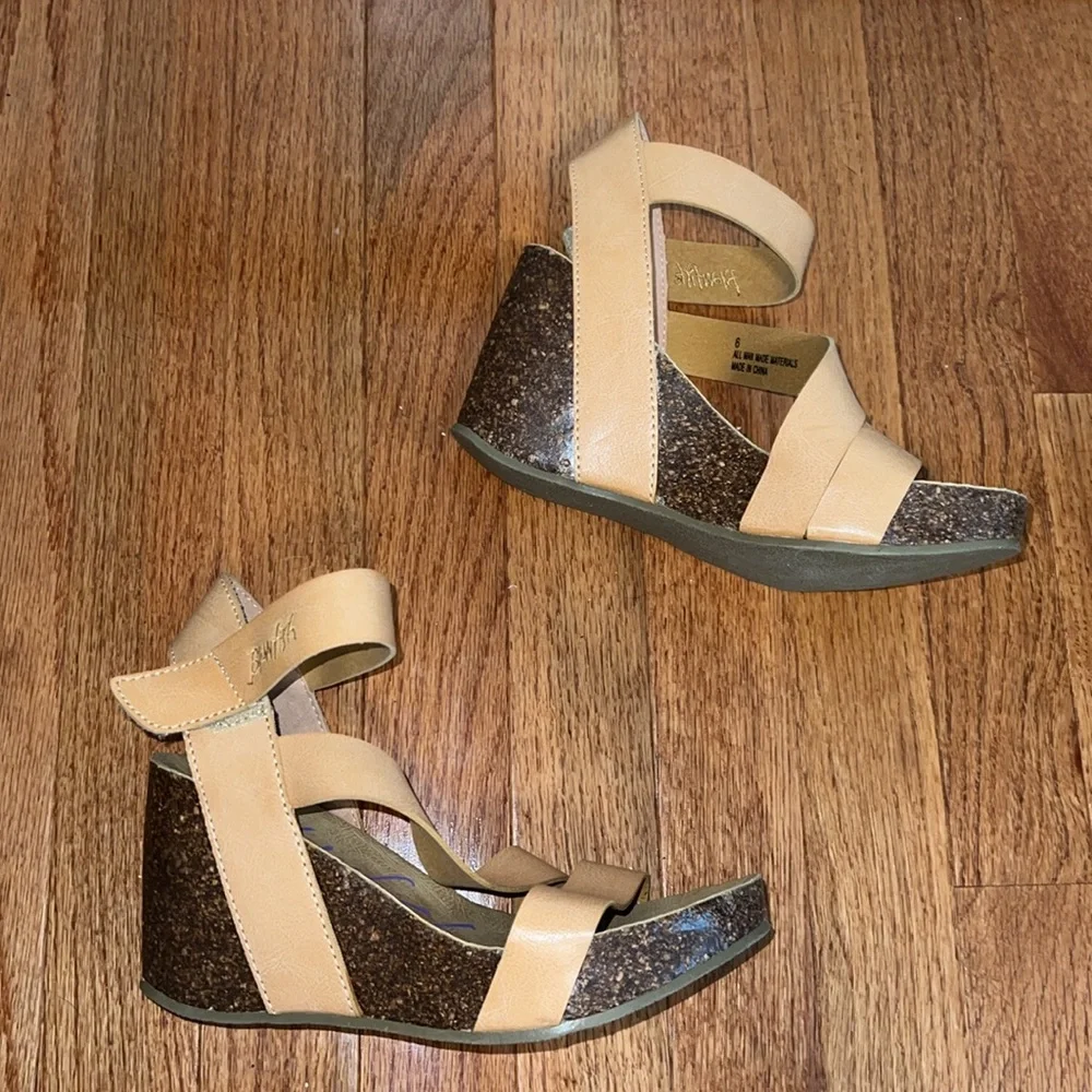 Blowfish Tan Leather Wedge Sandals